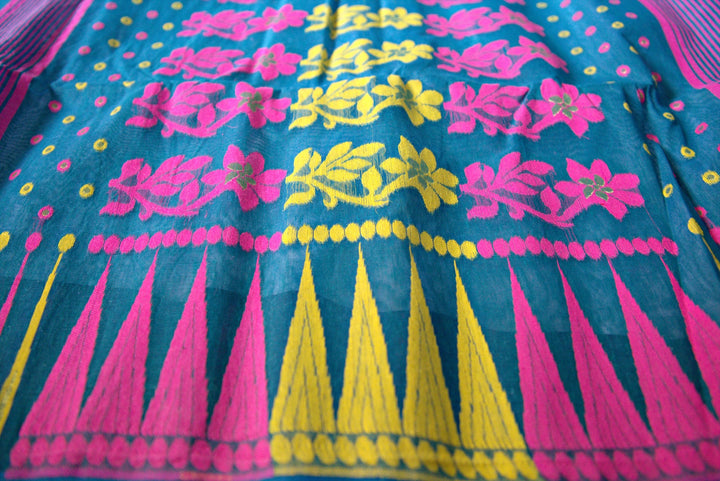 Jamdani Saree